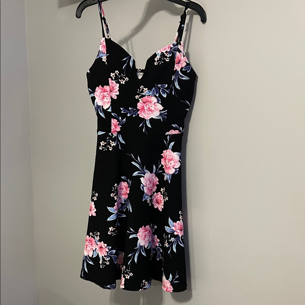 Floral Black and Pink Dress 
Worn once/ no stains or rips